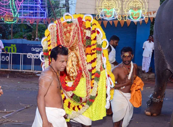 Avittam Thirunaal Mahotsavam photo 9