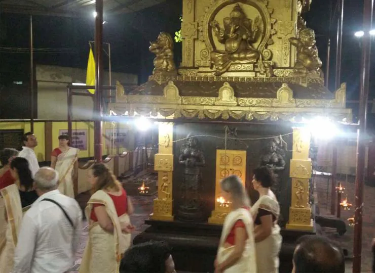 Foreign Devotees & Visitors