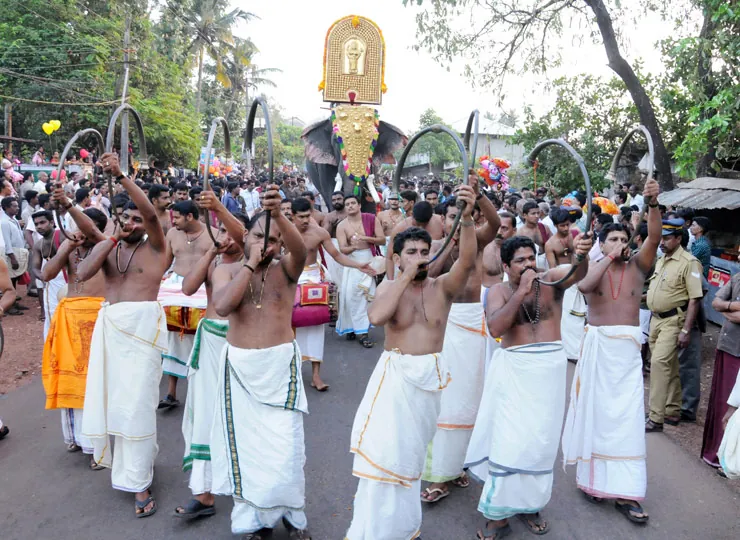 Kodimara Khoshayathra photo 4